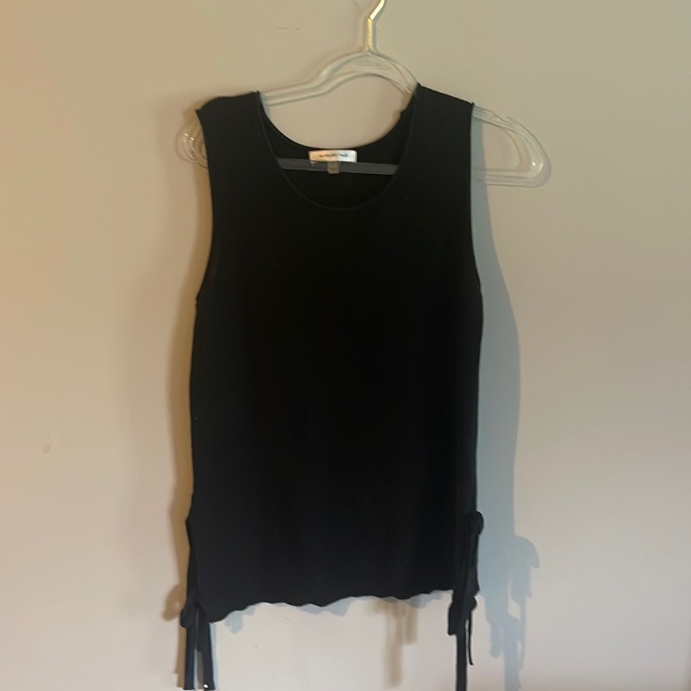 Beautiful August silk knitted top